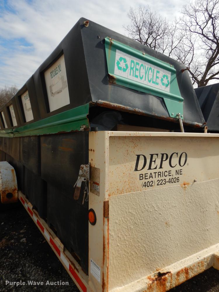 image for item DC0472 1998 Alley Cat recycle trailer