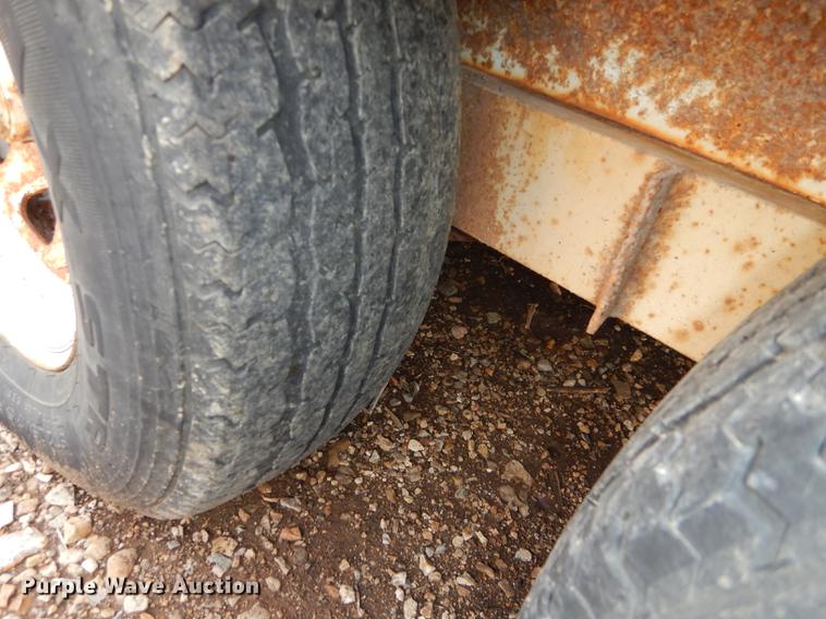 image for item DC0472 1998 Alley Cat recycle trailer