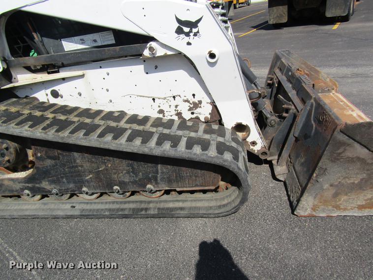 image for item DC4293 2008 Bobcat T320 skid steer