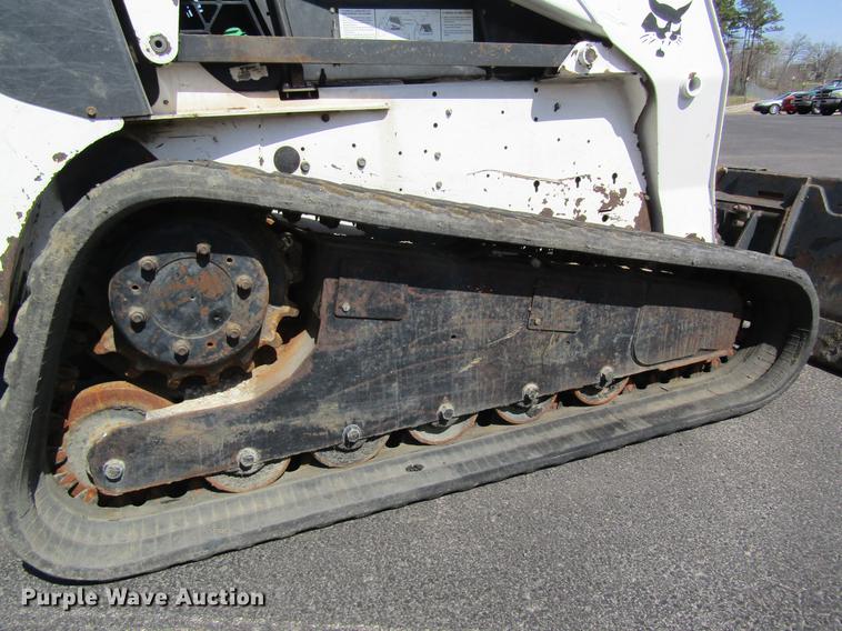 image for item DC4293 2008 Bobcat T320 skid steer