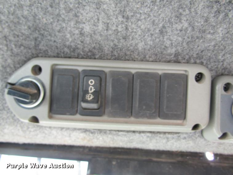 image for item DC4293 2008 Bobcat T320 skid steer