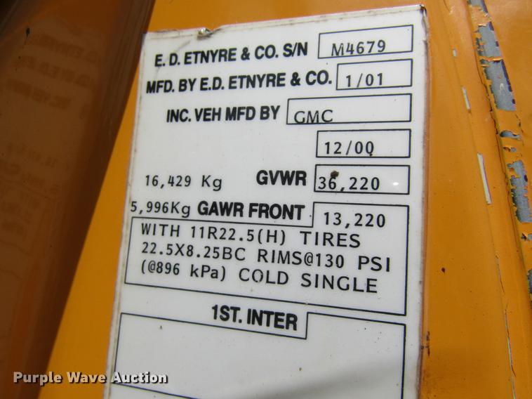 image for item DC4294 2001 GMC C8500 oil distributor truck