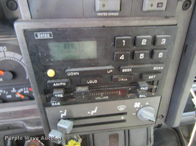 image for item DC4294 2001 GMC C8500 oil distributor truck