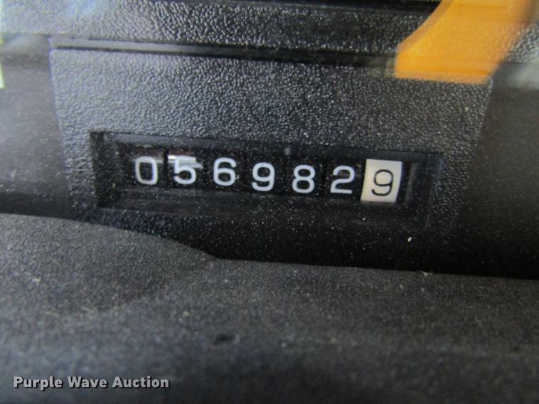 image for item DC4294 2001 GMC C8500 oil distributor truck