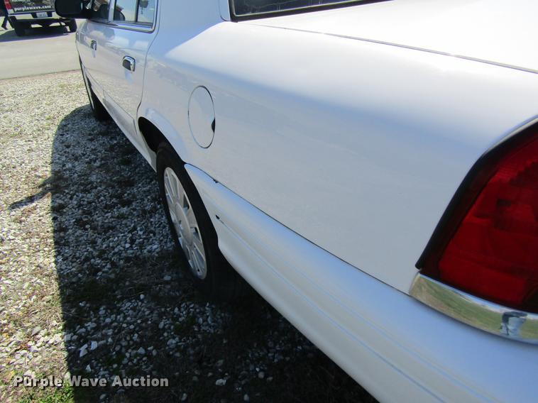 image for item DC4301 2008 Ford Crown Victoria Police Interceptor