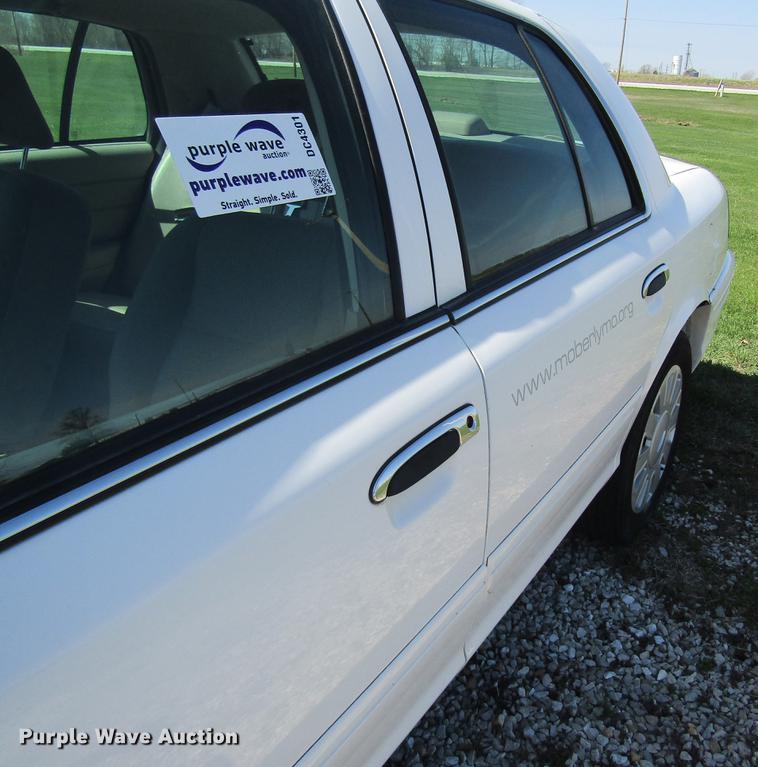 image for item DC4301 2008 Ford Crown Victoria Police Interceptor