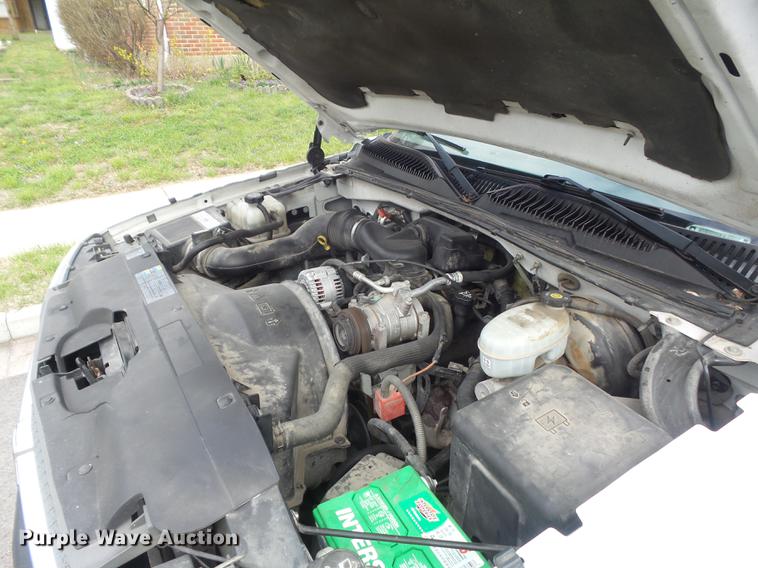 image for item DC7338 2003 Chevrolet Silverado 1500 pickup truck