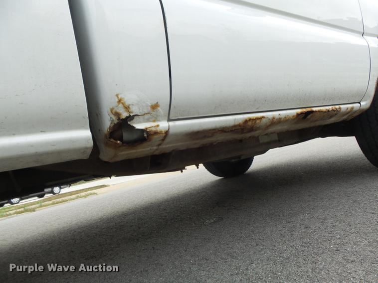 image for item DC7338 2003 Chevrolet Silverado 1500 pickup truck