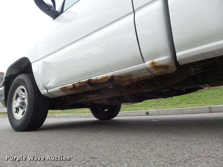 image for item DC7338 2003 Chevrolet Silverado 1500 pickup truck