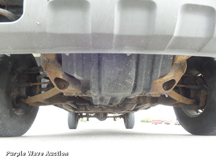 image for item DC7338 2003 Chevrolet Silverado 1500 pickup truck