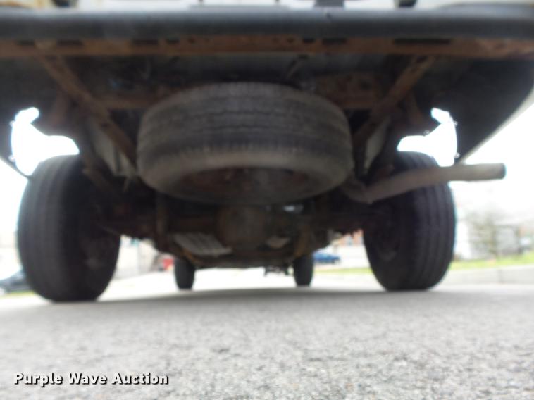 image for item DC7338 2003 Chevrolet Silverado 1500 pickup truck