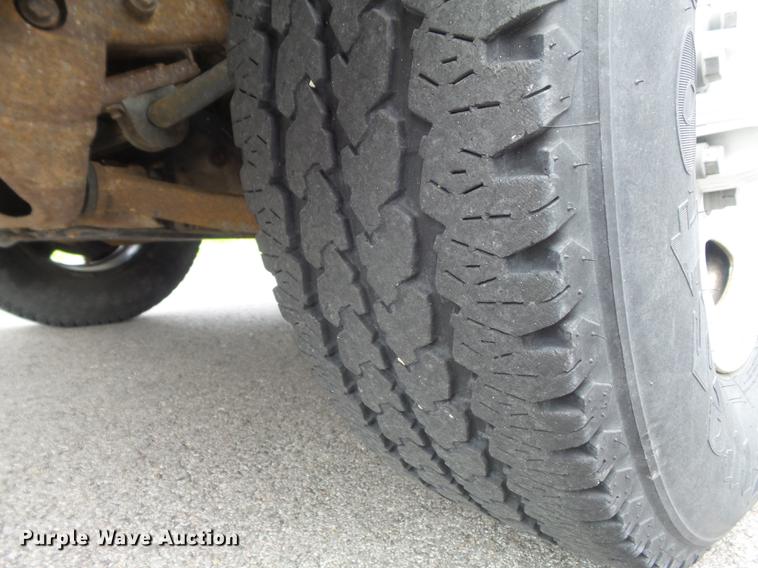 image for item DC7338 2003 Chevrolet Silverado 1500 pickup truck