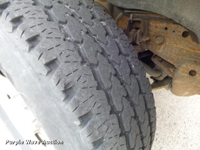 image for item DC7338 2003 Chevrolet Silverado 1500 pickup truck