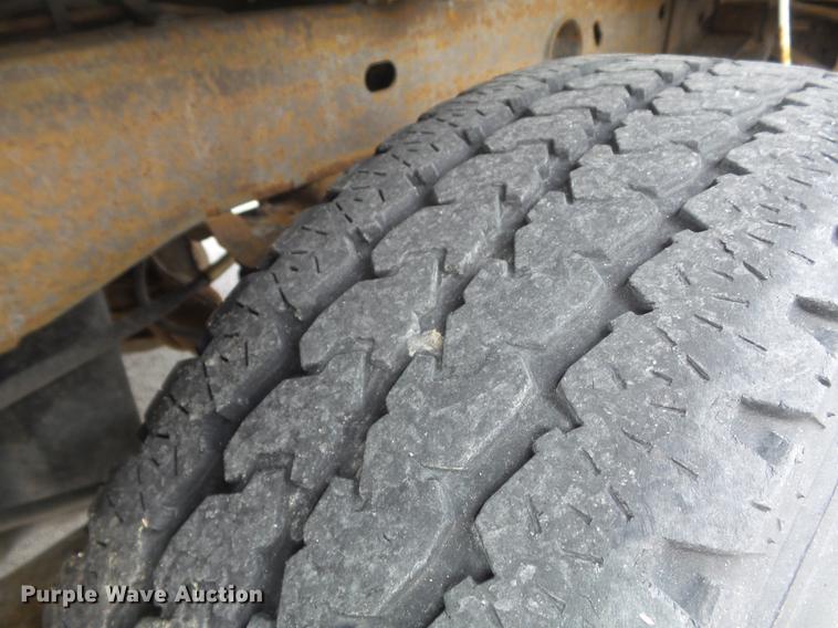 image for item DC7338 2003 Chevrolet Silverado 1500 pickup truck