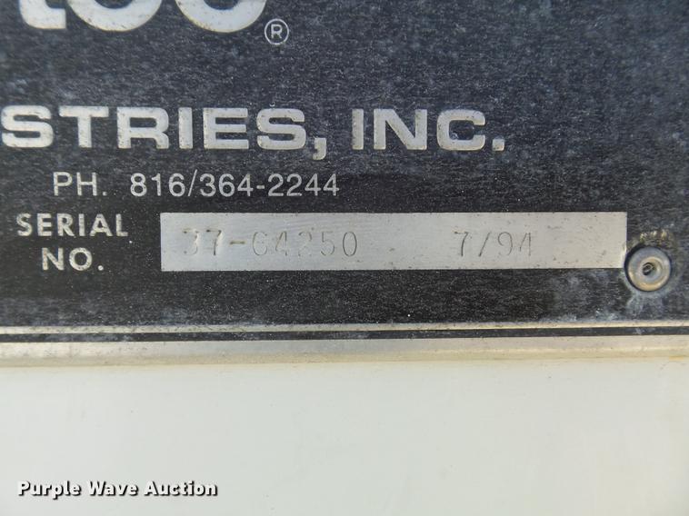 image for item DC7342 1994 Ford F450 Super Duty XL bucket truck