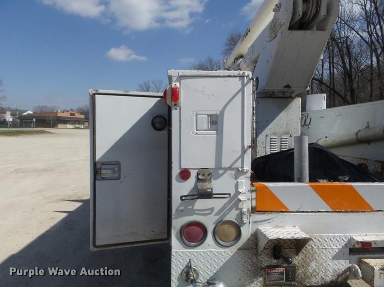 image for item DC7342 1994 Ford F450 Super Duty XL bucket truck