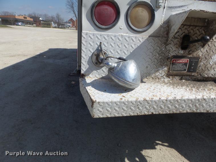 image for item DC7342 1994 Ford F450 Super Duty XL bucket truck