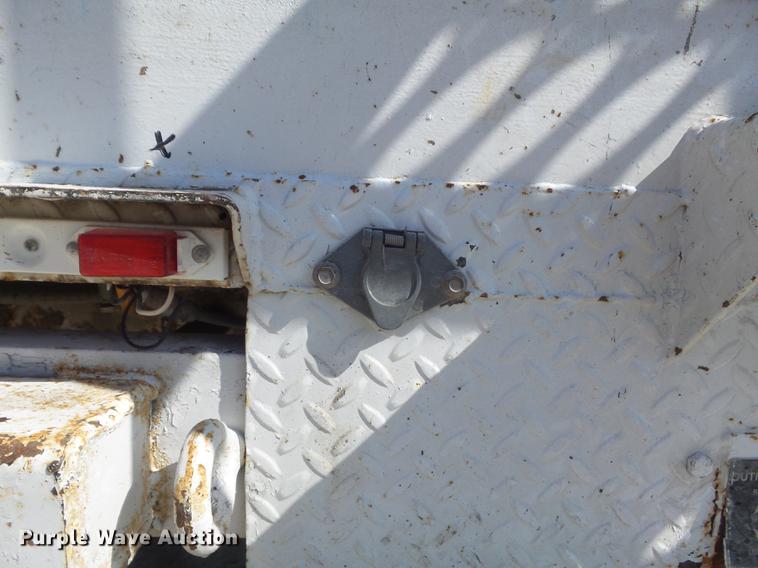 image for item DC7342 1994 Ford F450 Super Duty XL bucket truck