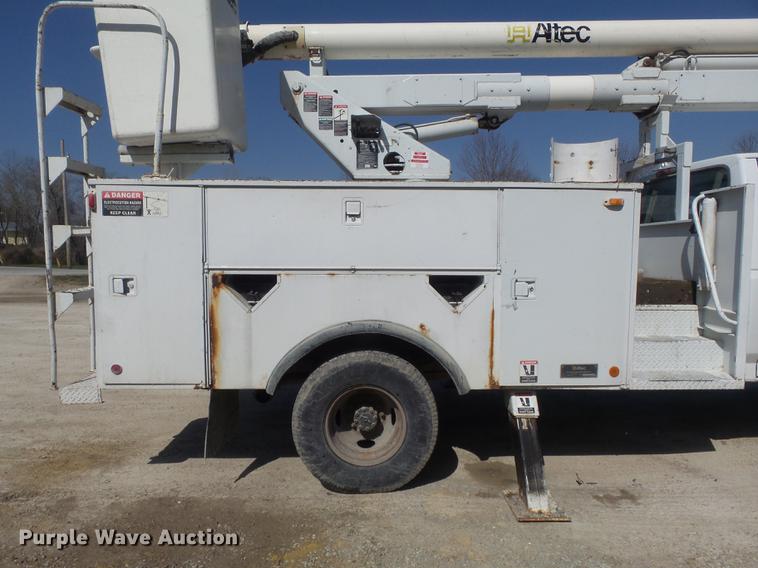 image for item DC7342 1994 Ford F450 Super Duty XL bucket truck
