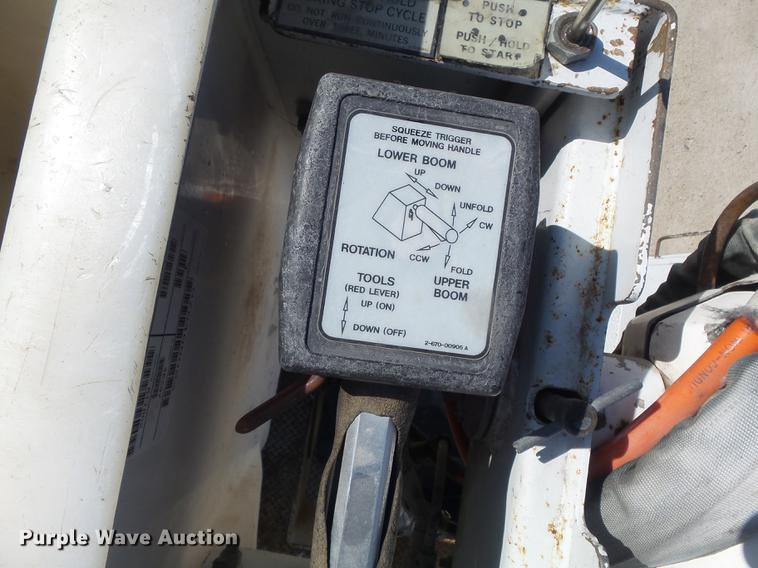 image for item DC7342 1994 Ford F450 Super Duty XL bucket truck