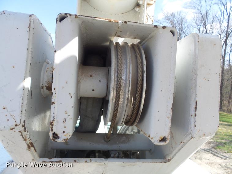 image for item DC7342 1994 Ford F450 Super Duty XL bucket truck