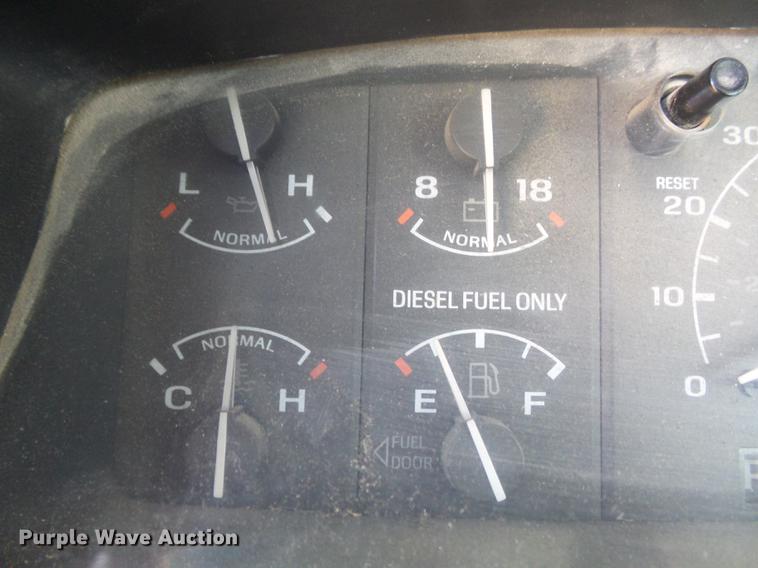 image for item DC7342 1994 Ford F450 Super Duty XL bucket truck