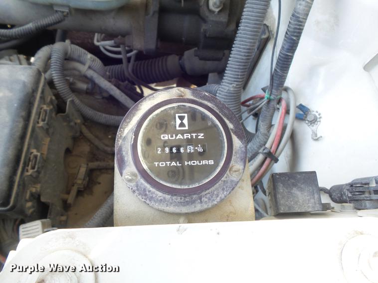 image for item DC7342 1994 Ford F450 Super Duty XL bucket truck