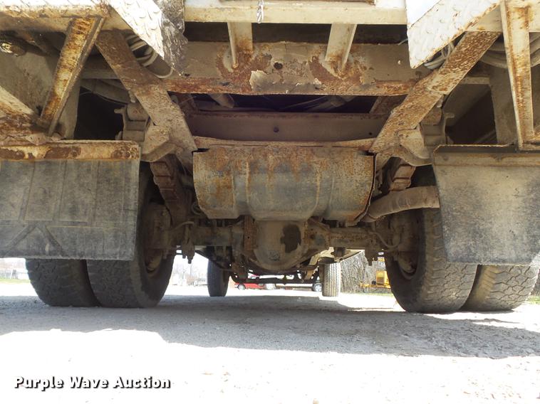 image for item DC7342 1994 Ford F450 Super Duty XL bucket truck