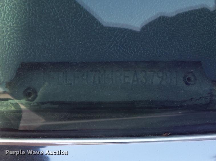 image for item DC7342 1994 Ford F450 Super Duty XL bucket truck