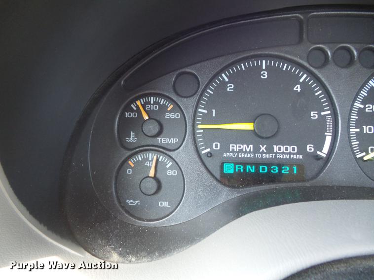 image for item DC7344 2000 Chevrolet S10 LS Ext. Cab pickup truck