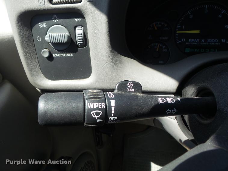 image for item DC7344 2000 Chevrolet S10 LS Ext. Cab pickup truck