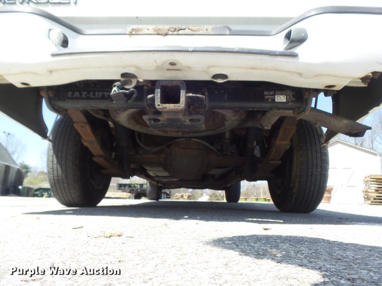 image for item DC7344 2000 Chevrolet S10 LS Ext. Cab pickup truck