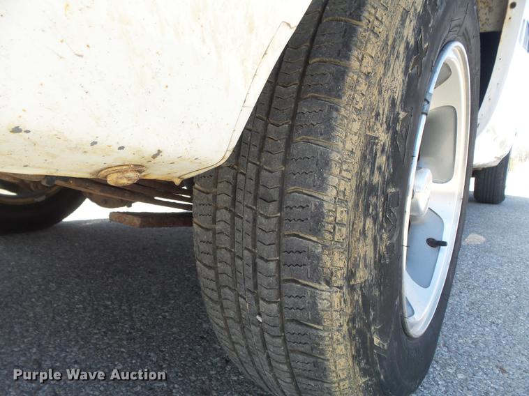 image for item DC7344 2000 Chevrolet S10 LS Ext. Cab pickup truck