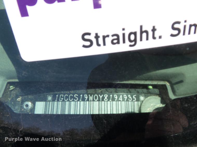 image for item DC7344 2000 Chevrolet S10 LS Ext. Cab pickup truck