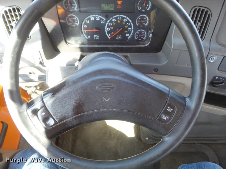 image for item DC7345 2007 Sterling Acterra truck cab and chassis