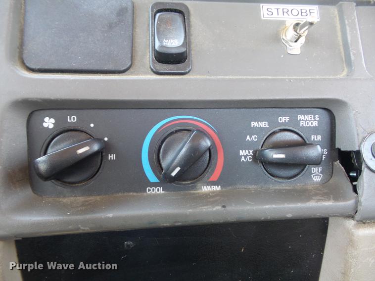 image for item DC7345 2007 Sterling Acterra truck cab and chassis