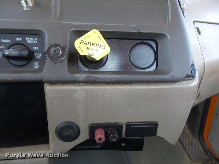 image for item DC7345 2007 Sterling Acterra truck cab and chassis