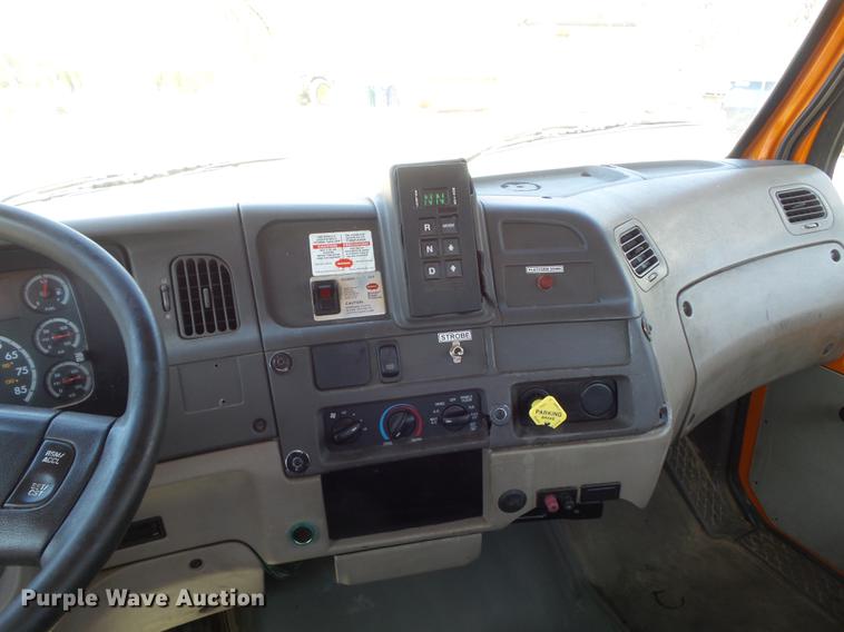 image for item DC7345 2007 Sterling Acterra truck cab and chassis