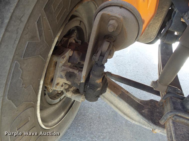 image for item DC7345 2007 Sterling Acterra truck cab and chassis