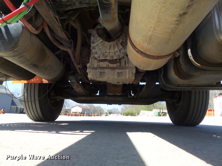 image for item DC7345 2007 Sterling Acterra truck cab and chassis