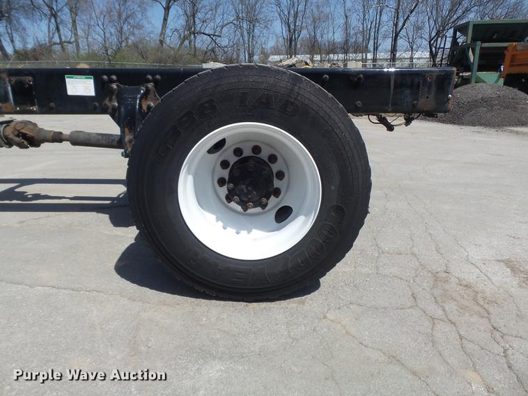 image for item DC7345 2007 Sterling Acterra truck cab and chassis