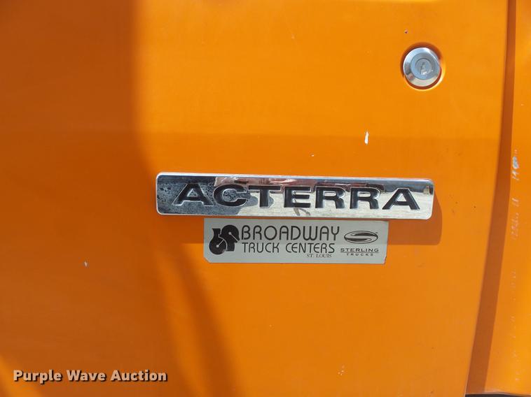 image for item DC7345 2007 Sterling Acterra truck cab and chassis
