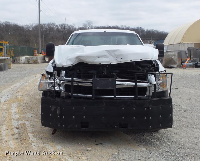 image for item DC7347 2010 Chevrolet Silverado 2500HD Ext. Cab pickup truck