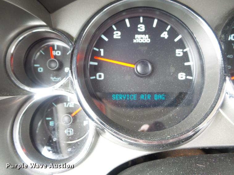 image for item DC7347 2010 Chevrolet Silverado 2500HD Ext. Cab pickup truck