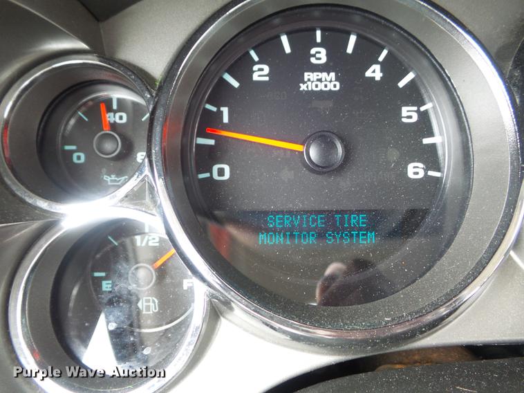 image for item DC7347 2010 Chevrolet Silverado 2500HD Ext. Cab pickup truck