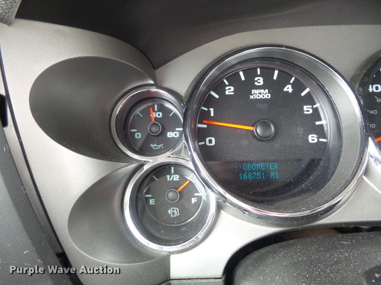 image for item DC7347 2010 Chevrolet Silverado 2500HD Ext. Cab pickup truck