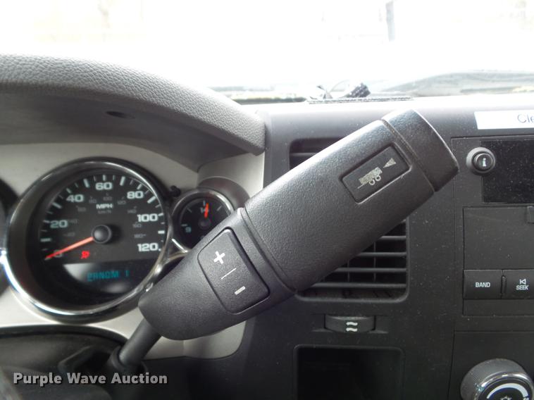 image for item DC7347 2010 Chevrolet Silverado 2500HD Ext. Cab pickup truck