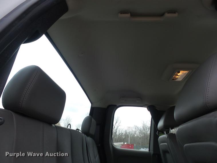 image for item DC7347 2010 Chevrolet Silverado 2500HD Ext. Cab pickup truck