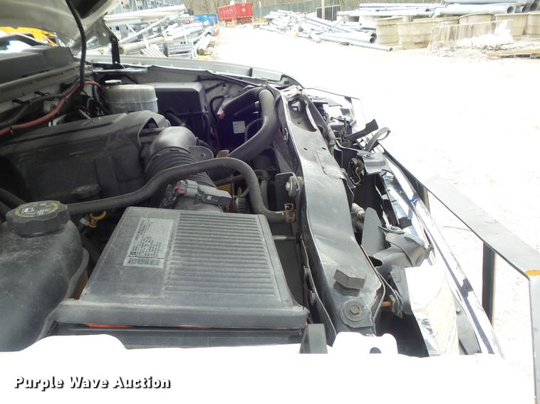 image for item DC7347 2010 Chevrolet Silverado 2500HD Ext. Cab pickup truck