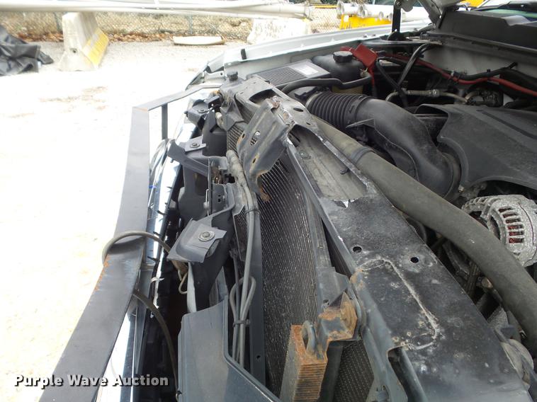 image for item DC7347 2010 Chevrolet Silverado 2500HD Ext. Cab pickup truck